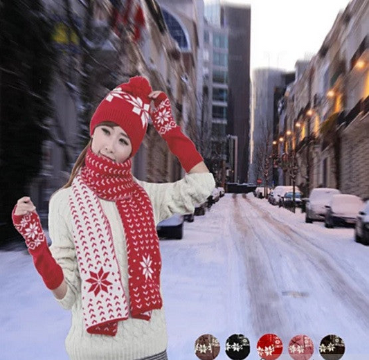 Snow Angel 3 pc XMas Set of Scarf, Hat And Gloves In 2 Tones